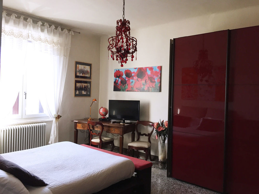 B&B Guerrazzi Pisa Buitenkant foto