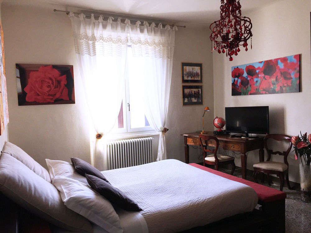 B&B Guerrazzi Pisa Buitenkant foto